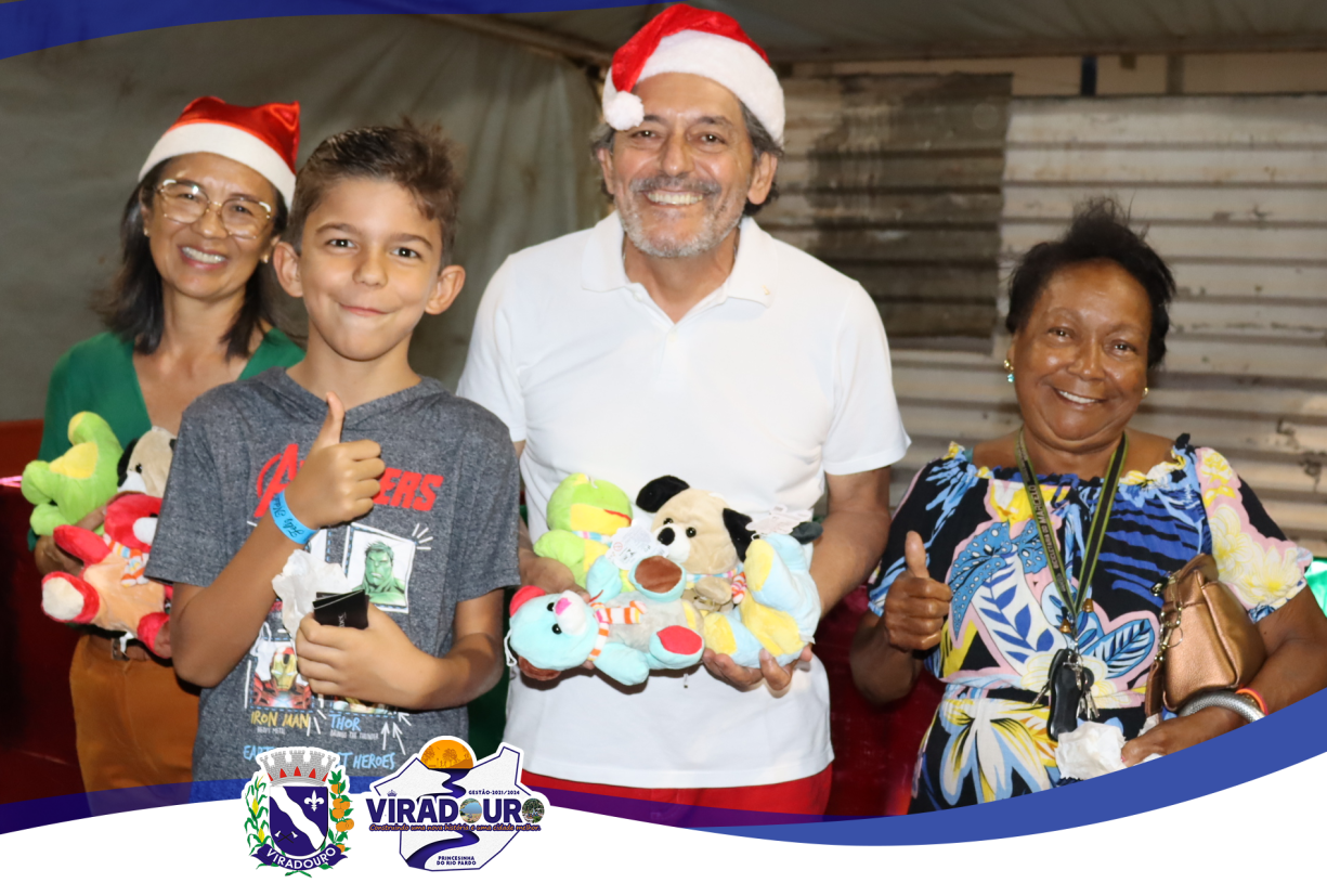 ENTREGA DE PRESENTES EM VIRADOURO 