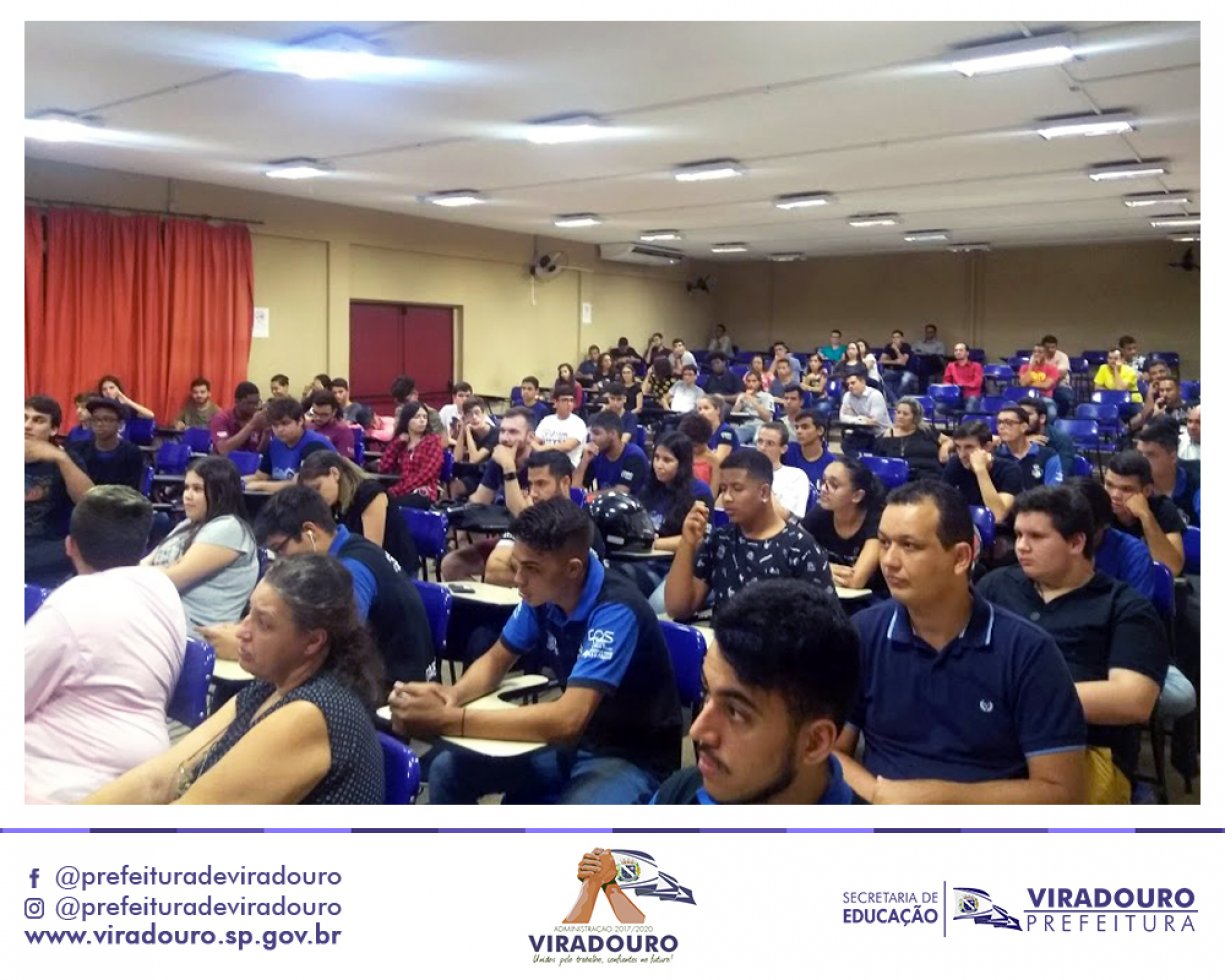 Alunos do Curso de Desenvolvimento de Sistemas da ETEC Viradouro Participaram da I Semana de Tecnologia em Bebedouro