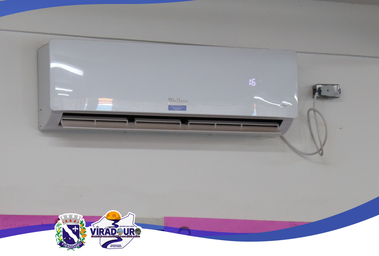 APARELHOS DE AR CONDICIONADO INSTALADOS NAS SALAS DE AULA DAS ESCOLAS MUNICIPAIS.